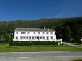 Hotels in Eidsvåg i Romsdal